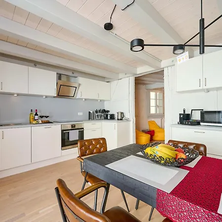 Cozy # Frisch Renoviertes Fachwerk # 100qm # Modern # Balkon # Netflix