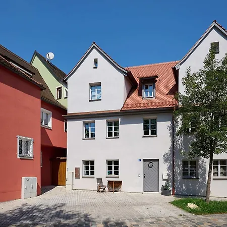 Apartman Cozy # Frisch Renoviertes Fachwerk # 100qm # Modern # Balkon # Netflix Schwabach